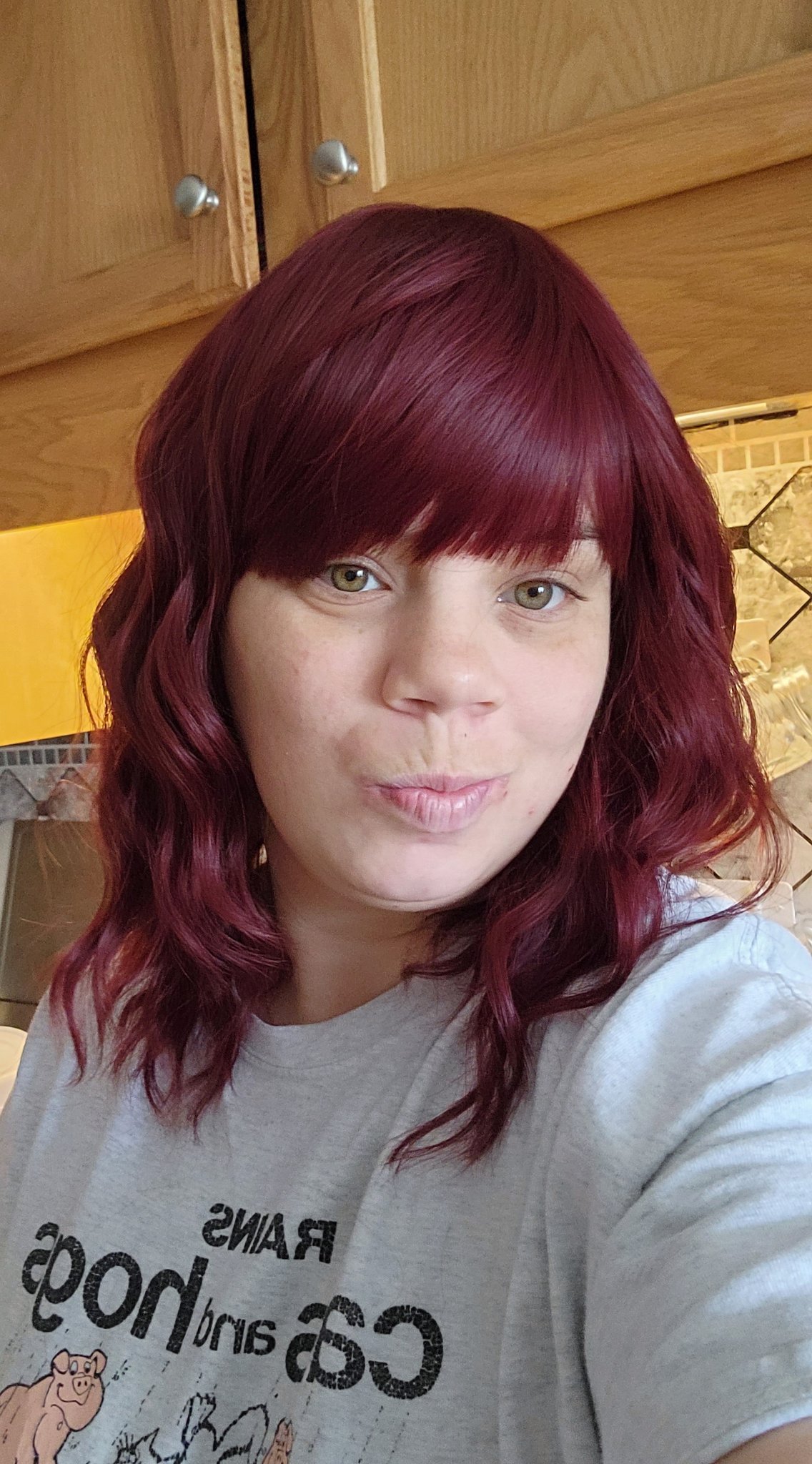 3 pic. #feelgood #newhair #change #cute https://t.co/5rUDuIsR31