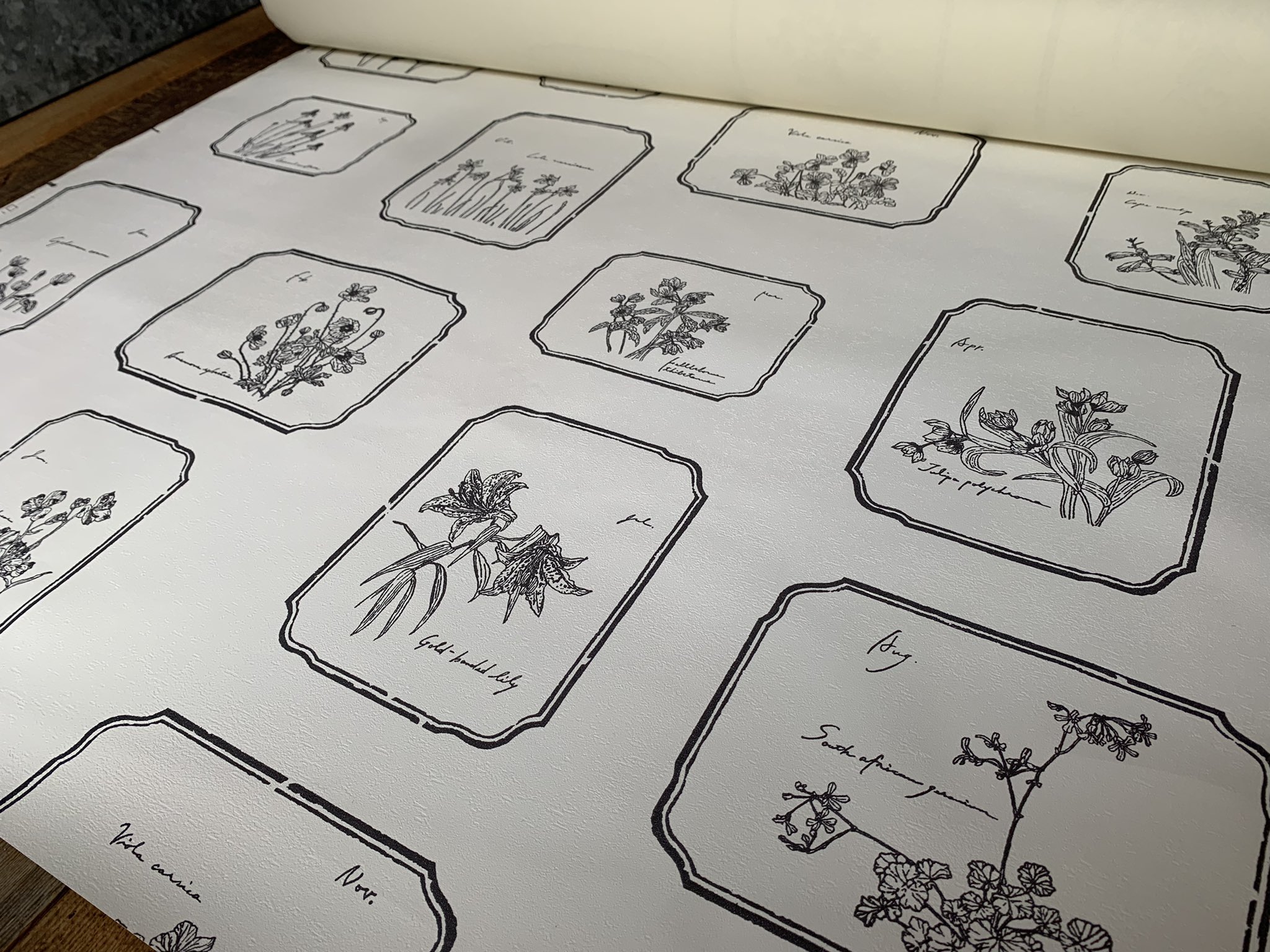 Hutte Stamp 私の消しゴムはんこデザインが壁紙になって届いた クレジットまで入れてくださりありがとうございます サンゲツfine 21 23のカタログ ぜひご覧ください T Co Vy84kvyntx Twitter