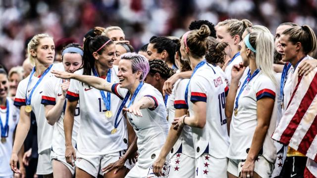 thehill's tweet photo. JUST IN: Democrats introduce equal legislation that would guarantee equal pay between US national team athletes regardless of gender https://t.co/Bx28YlXoeR https://t.co/pKDGY2IkiO