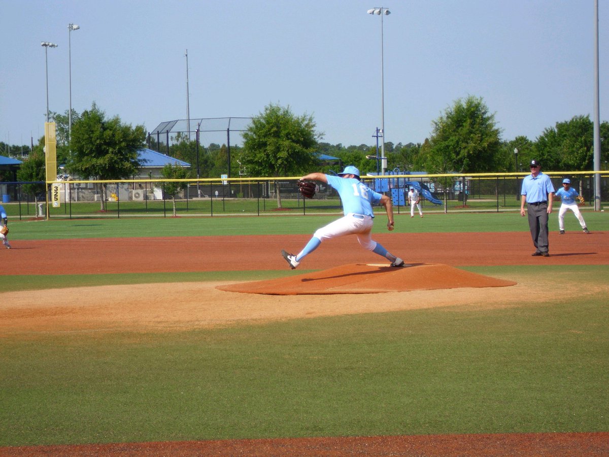 Gulls fell 11-4 to the Lagoon earlier today, but look to bounce back against the Stars. Cloutier on the mound to get things started. #GullsMafia