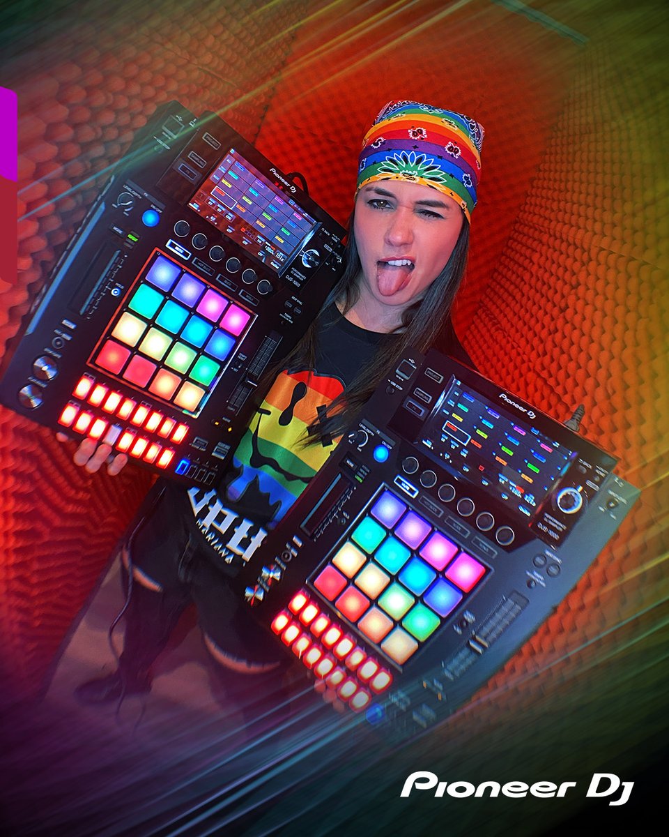 PioneerMX's tweet photo. Con todo el orgullo, podemos decir que los géneros son solo para la música.
@djmarianabo
#PioneerPride #OrgulloPioneer #DJS1000 #pioneerdjmx #pioneerdjlatinoamerica #djsampler https://t.co/JWjtwe2Kd3