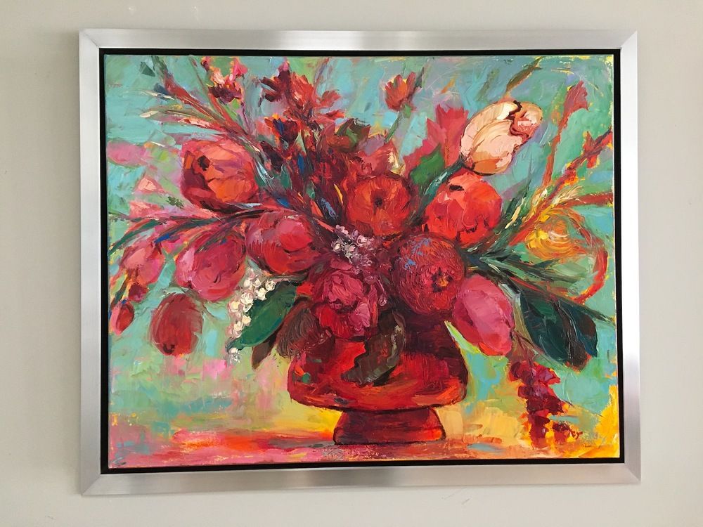 Working exclusively with oil, Mona Nelson is an impressionistic artist who often chooses gardens or flowers as subject matter.   Her exuberant use of color and texture breeds a soulfulness in her art. When painting people, she creates a warmth and inviting personal presence.