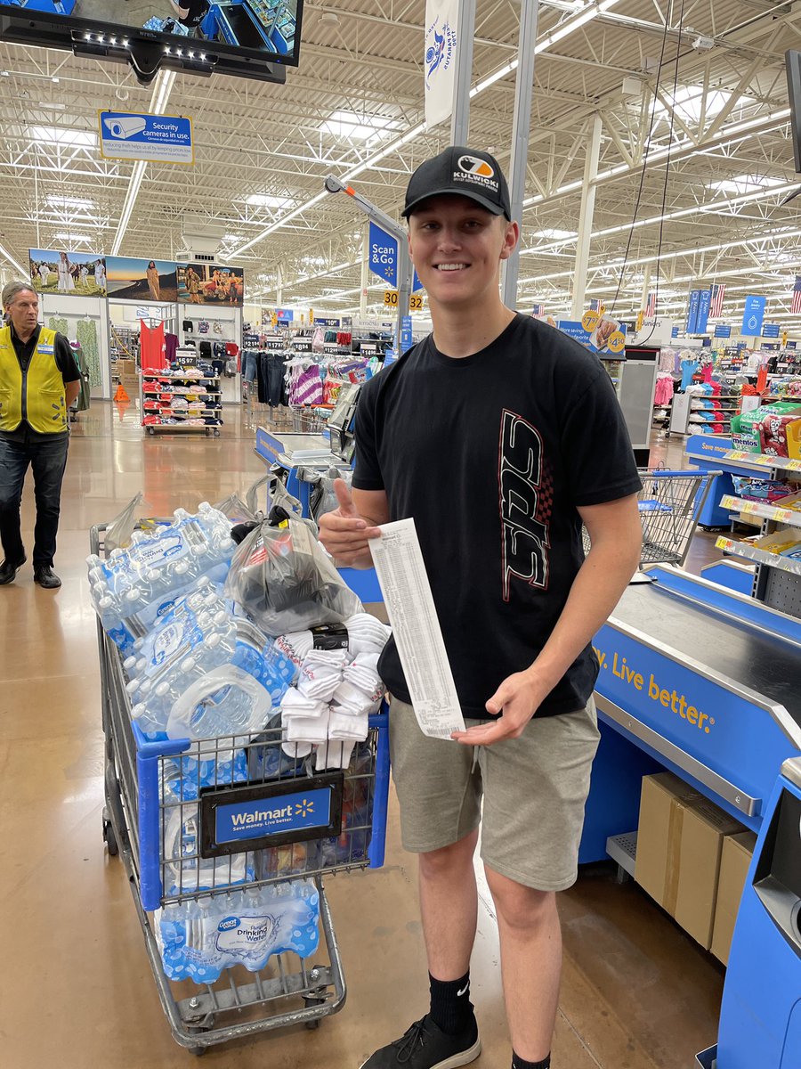 KoleRaz27's tweet photo. With the raffle last weekend, and generous outside donations, we were able to donate a tremendous amount of supplies today to Nevada’s Partnership for Homeless Youth. Humbling to give to those that need these the most! 
@KulwickiDDP 
#KDDP 
#NPHY
#RacingForAlan https://t.co/c5pf7DKiwR