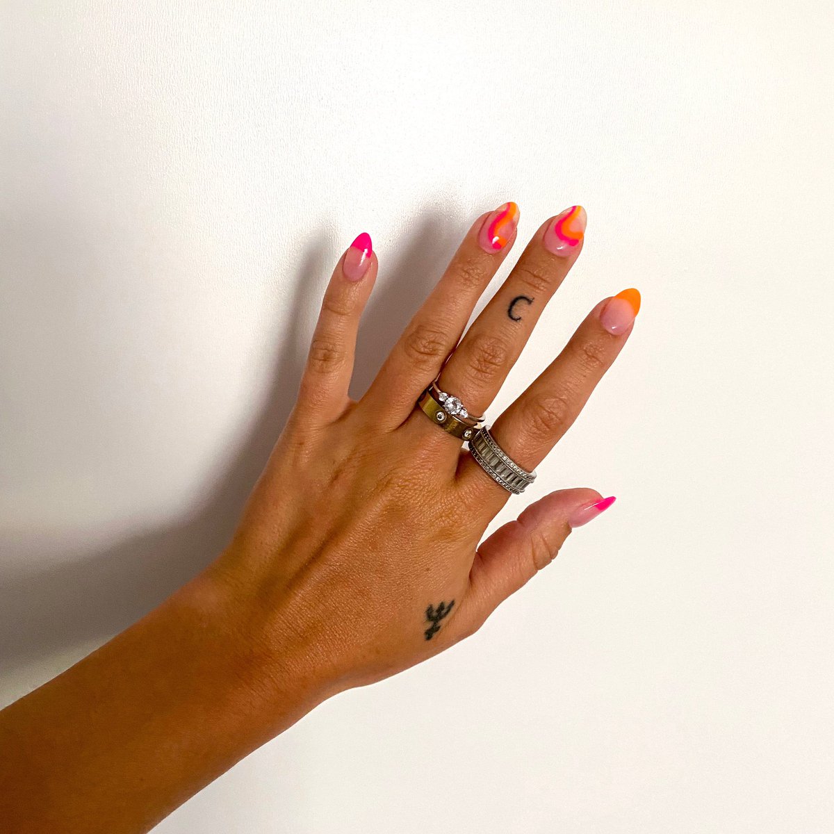 I changed my vibe 🌺🍊🍣