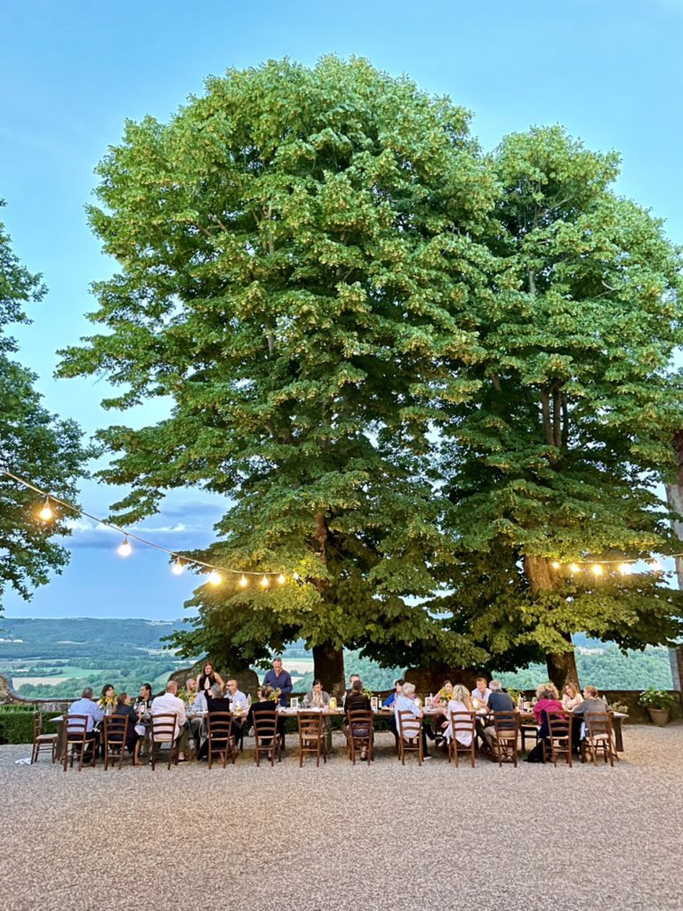 curtsmith's tweet photo. Thank you for all the sweet birthday wishes!! It was a special day. Lunch on the Bocce court, dinner as the full moon rose over Tuscan hills &amp; the renewal of our vows for our 25th wedding anniversary ❤️❤️ peace &amp; love!! https://t.co/hkFO2u8DaS
