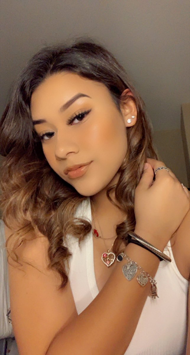 do you get butterflies thinking of me 🦋🤍