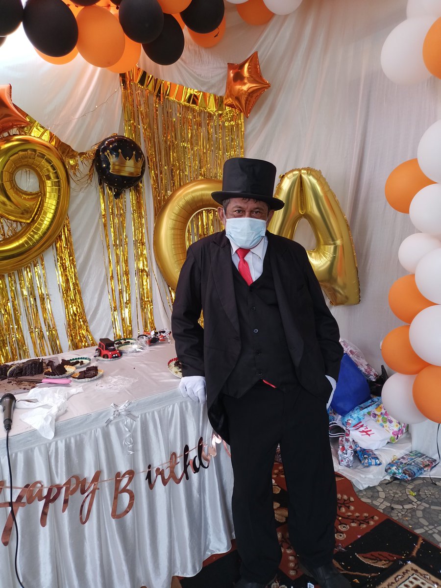 Dengan Zoom ( Onlen). Bersama : BADUT, SULAP, MC, DLL. Untuk Pesta Ulang Tahun / Khitanan. Hub : Suharno( Harno Badut). Jl. Darma Putra 7 , Rt. 09/07, No. 11. Kebayoran Lama Selatan. Jakarta Selatan. Hp.wa. 081315455443,. 081315725338.