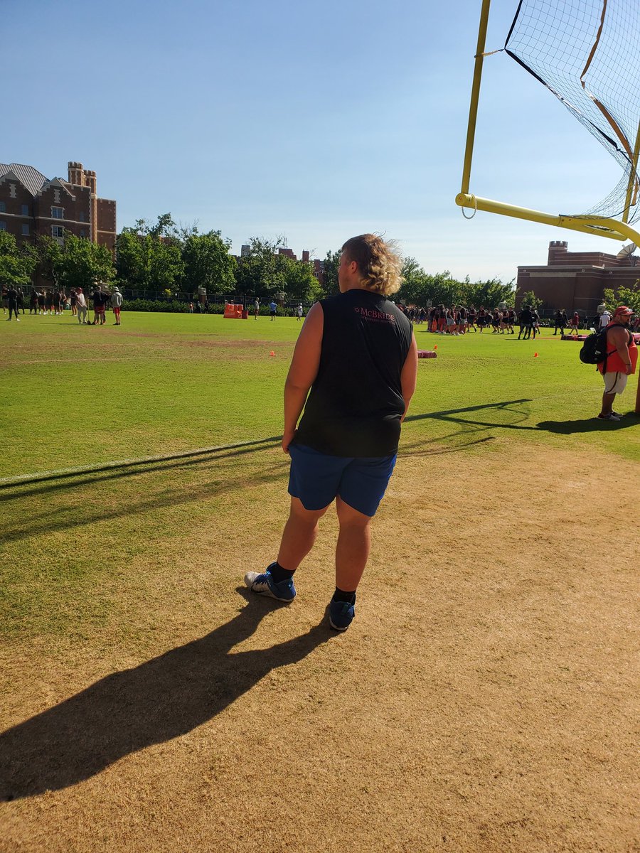 #2022 what a great day for camp. Thank you Coaches for all your time and knowledge <a href="/RileyFBCamp/">Lincoln Riley Football Camp</a> <a href="/OU_Athletics/">Oklahoma Sooners</a> @Braxton1372
