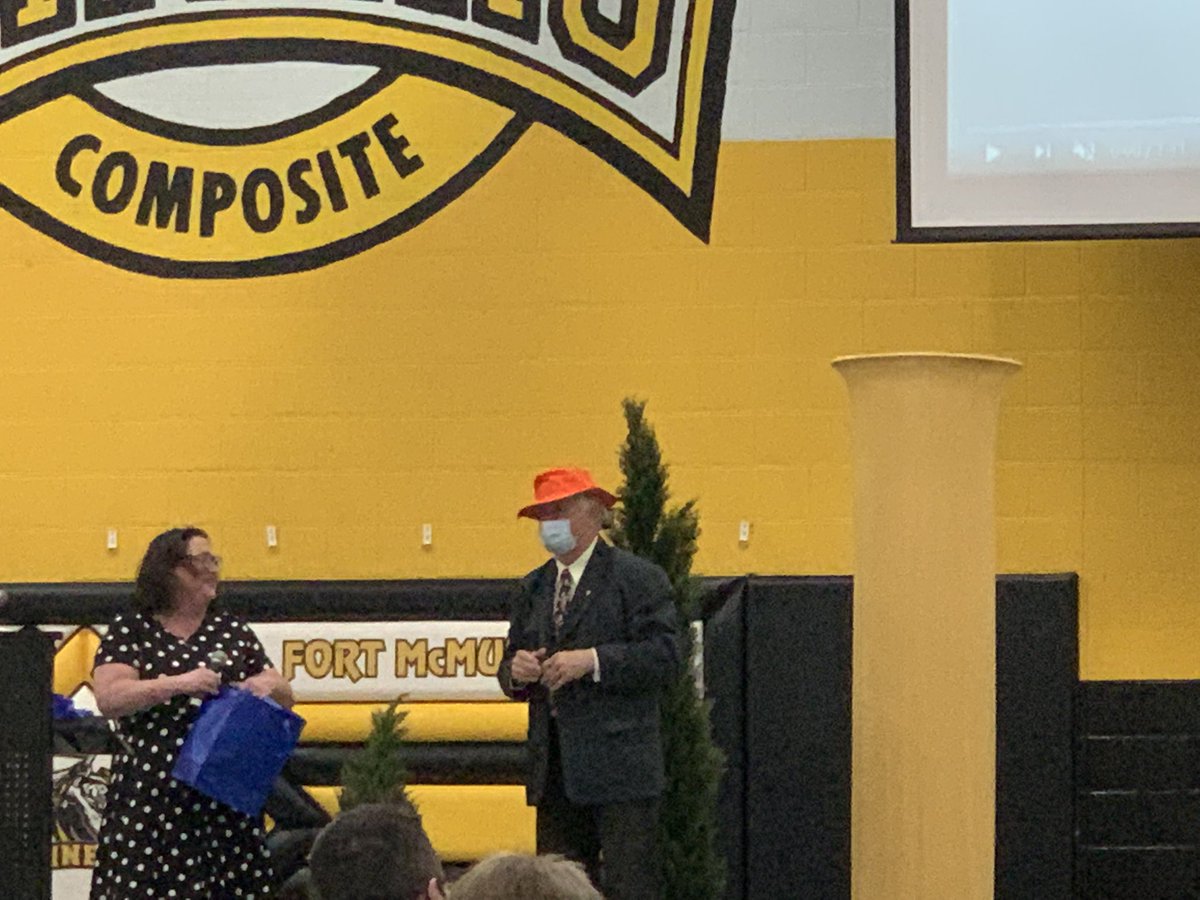 cynthia_shelley's tweet photo. Congrats @orangelid on your retirement. You can always lay your hat in YMM. Beautiful tribute to your life’s commitment to @FMPSD - renaming Comp’s gym the “Phil Meagher gymnasium” 👏👏 @WWhighschool @JTurner_RPsych @RoxanneFudge #OrangeTilleyHat #PerfectTribute https://t.co/abMiso7Laz