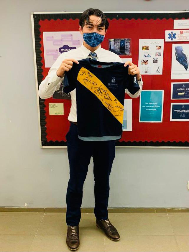 HHKSShackleton's tweet photo. More highlights from the #boysofshackleton Final House Assembly yesterday as Max receives the Resilience Award, Hogan celebrates the Honour Award, Kevin earns the Fox House Spirit Cup, and we thank our amazing HPT and Gap Tutor! @Harrow_HK @HeadHarrowHK #WeAreShackleton https://t.co/tt0O2dzL2g
