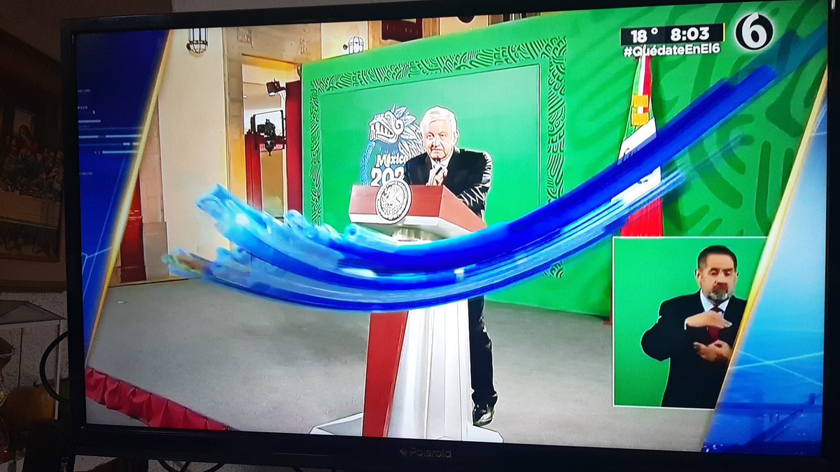 Jair5_7's tweet photo. @telediario Disfrutando como todas las noches telediario, me quiero ganar la sudadera de @neymarjr https://t.co/RQTXHvbRIt