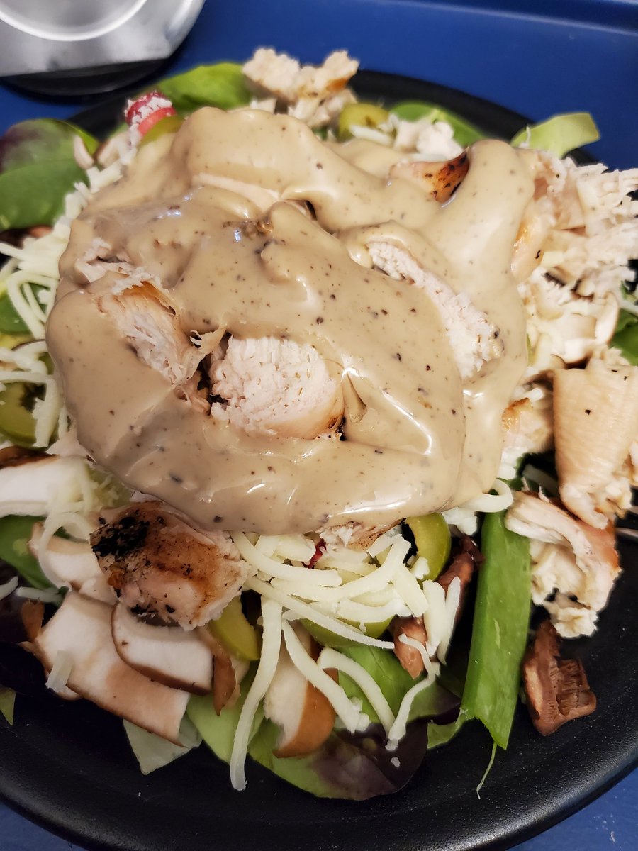 neferteedi's tweet photo. #VirtualDinner
#WAPMembers
#SaladClub
Omg this salad! She be hella thick😋
Dinner is served 💜
A few ingredients even came from my garden!! https://t.co/n8R8HfTNEl