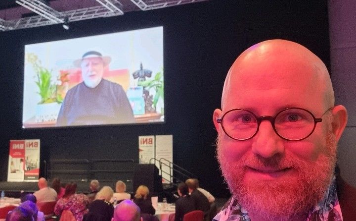 When I started my practice some 16 years ago I read <a href="/MichaelEGerber/">Michael E. Gerber</a>'s book The E-Myth revisited. It showed me what was possible
Today I'm at the #BNIBGC21 conference and he is zooming in from the US. Right after he has spoken, I'm on stage. It's pretty good company to be keeping