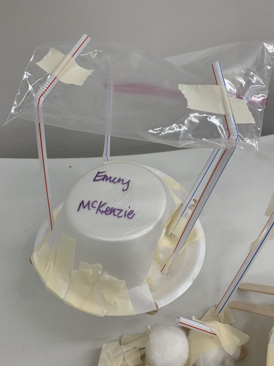 TESChallengeLab's tweet image. Today @NESChallengeLab and I ended summer school ON TOP… of Starkey Elementary School! We celebrated our students hard work with our egg drop! #STEMifyYourLifeKISD #KISDBEST