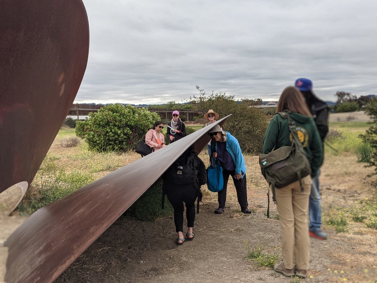 DarthScience's tweet photo. Day 4/5 done! 2nd day teaching in person, this time at #ArrowheadMarsh. Had a blast with our teachers, @ExploMuller, and special guest @Sassafire1 from @EBRPD. We made compasses, did some kinesthetic astronomy, and got to see bat rays feeding! One more day to go.
#exploedu https://t.co/qCXB1zUuoz