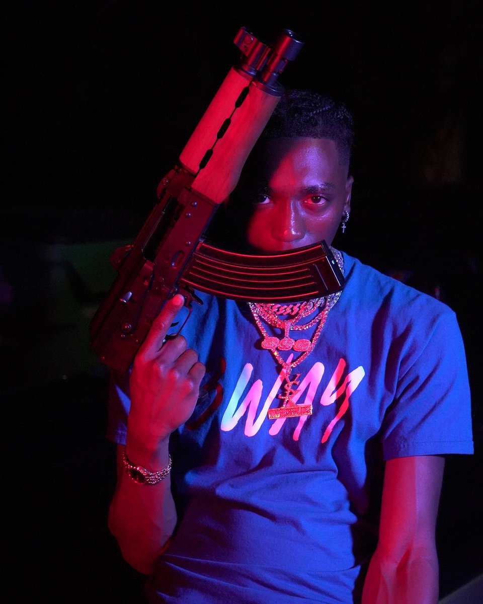 KingHarrisonYSK's tweet photo. 🩸🦍🩸 Season 😈  Follow @yskdesigner For The 💦💎💦 https://t.co/Y0VzE7Mhv2