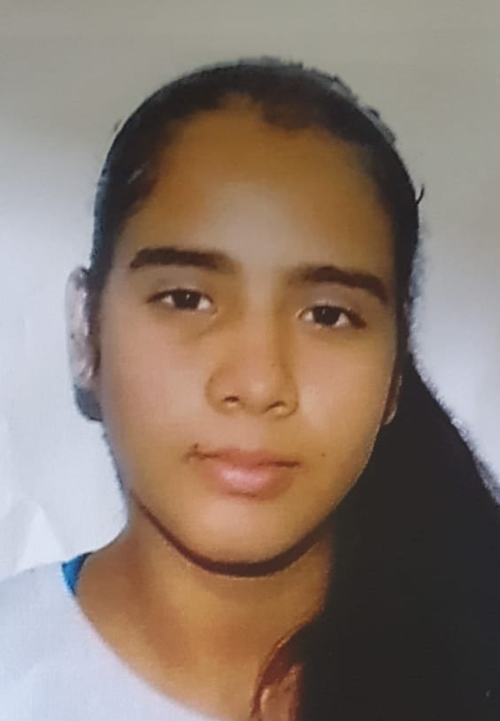 Mariana Beatriz Maldonado Fleitas está desaparecida, tiene 16 años y es de Luque, Paraguay. 
Si la ven o tienen información, llamen al 147 o al 911.