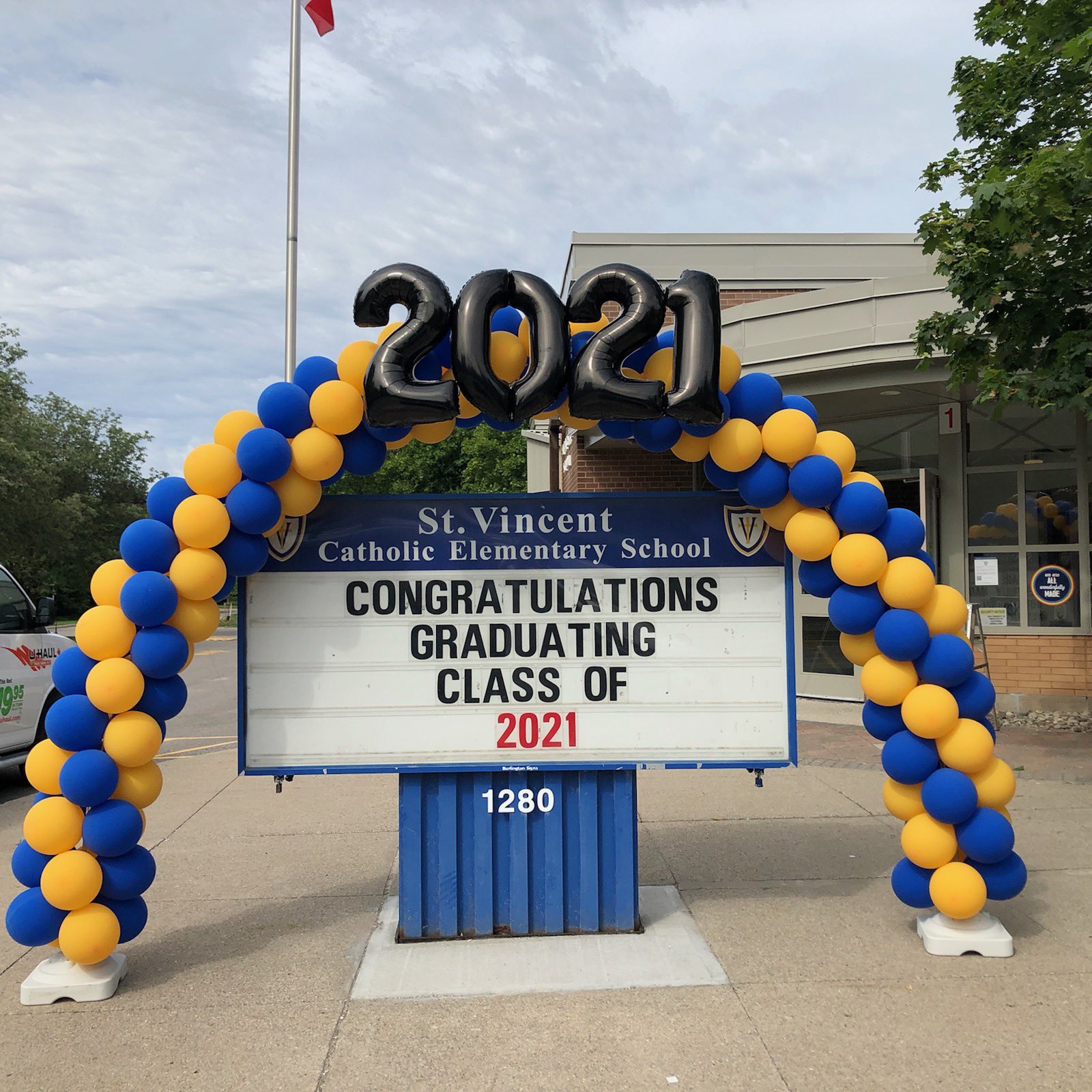 St Vincent Congratulations To Our Grade 8 Graduates We Are So Proud Of You And Your Accomplishments We Wish You All The Best On Your Continued Educational Journey T Co 2apg6kefiq