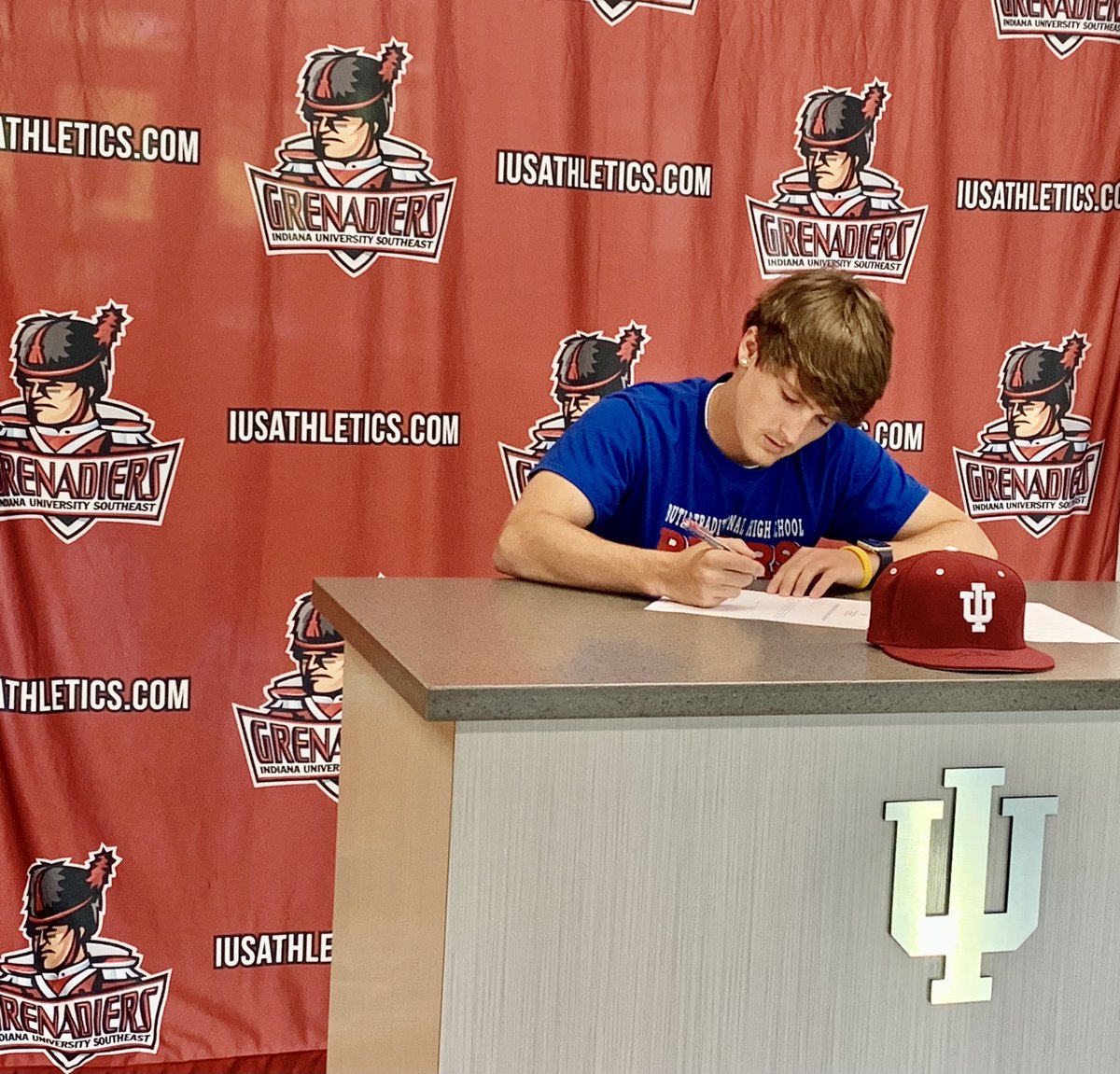 It’s official. Special thanks to the IUS baseball coaching staff. Excited to watch this young man compete. ⁦Congratulations bud, and congrats to the Grenadier baseball team on your World Series run. ⁦⁦<a href="/tycraven11/">Ty Craven</a>⁩ ⁦@ginger_craven⁩ ⁦@GrenadierDugout⁩