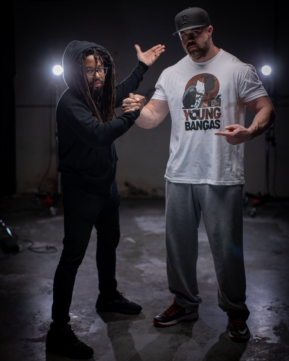 Stu_Bangas's tweet photo. Me and the good brother @therealMrLif cooking something New.  I think my folks gonna enjoy it too https://t.co/mdwdufV1fM