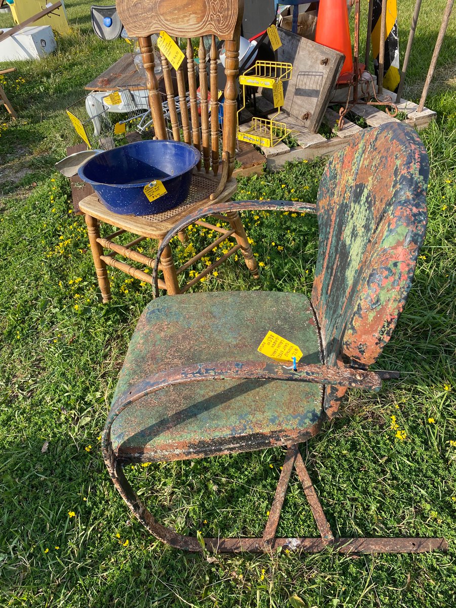 NolaBarger's tweet photo. Central Iowa Junk Jaunt
June 25-27

🕰🖌📚SHOP DEALER 72👜📽🧵
for these items &amp; more

Antiques Iowa Antique Mall
Story City, Iowa
Entire mall at least 15% OFF
Outside items are full price

Shop our mall, or call &amp; buy it over the phone.
(515)733-9311

Open 10-7
I-35
Exit 124 https://t.co/tl5L438IiQ