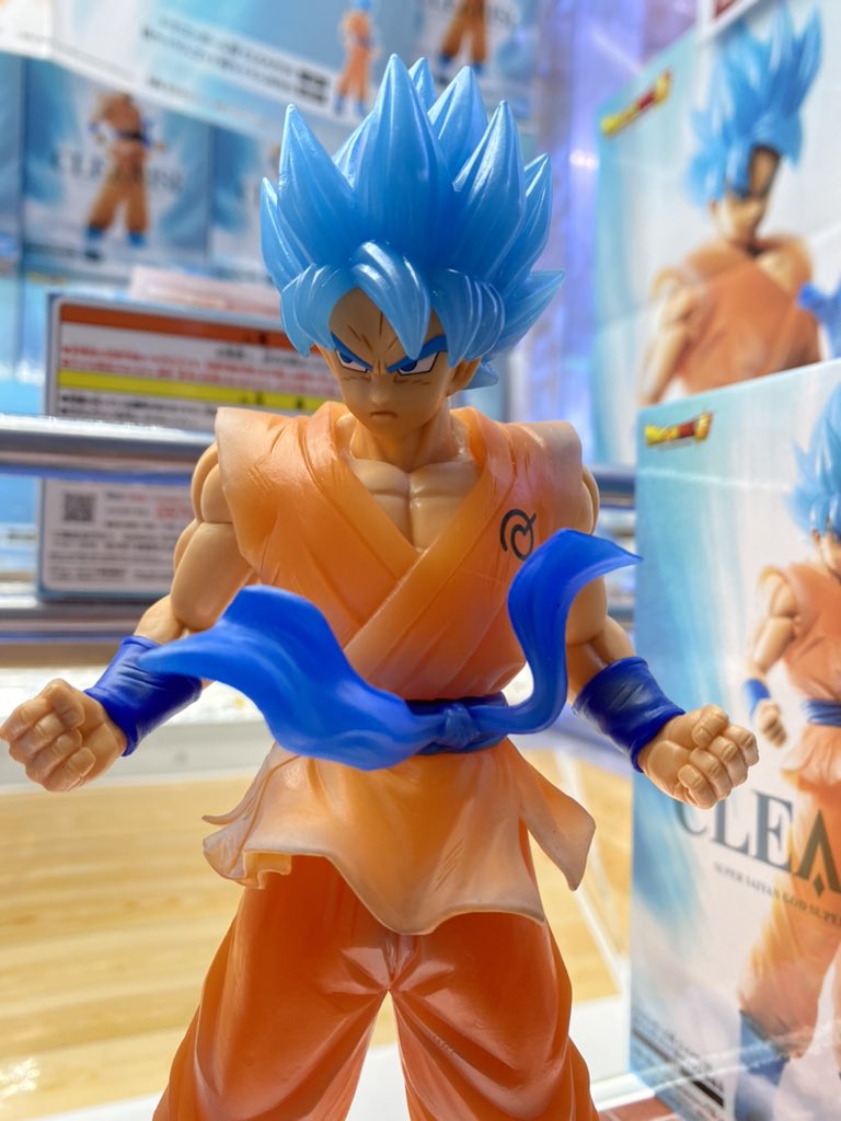アミューズメント マンガ倉庫鹿児島店 1階アミューズコーナーにドラゴンボール超clearise孫悟空入荷しました ドラゴンボールの主人公 孫悟空がスーパーサイヤ人ゴッドスーパーサイヤ人孫悟空になってご登場 気合いが入っているポーズから強さが