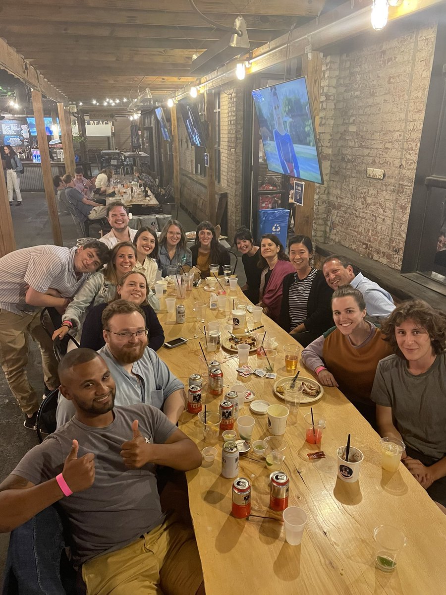 mintz_emma's tweet photo. So honored to have been on the absolute best team in the business #teamlander https://t.co/Ki8otMLuX3