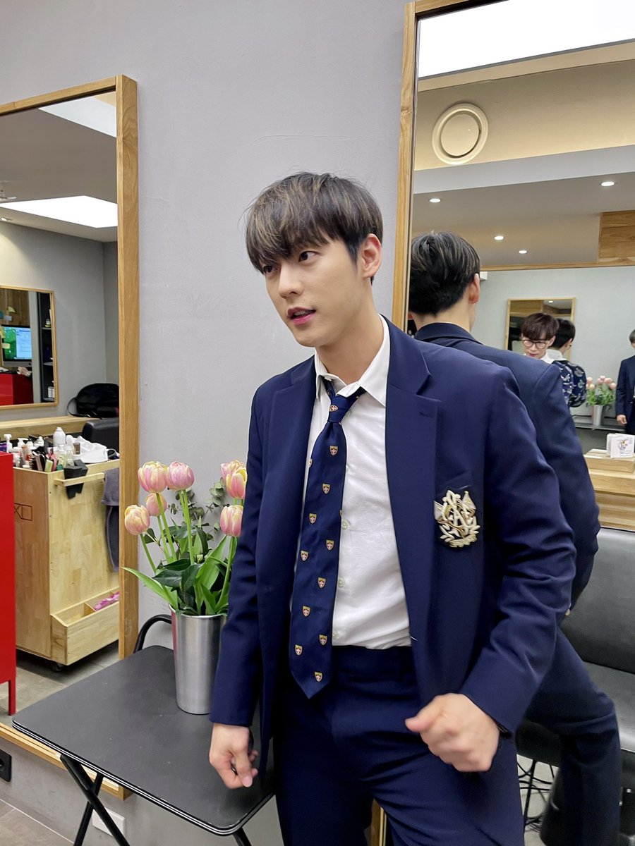 btob2mh's tweet photo. 오늘도 힘내 멜로디🙌💙 https://t.co/afPPydmtei