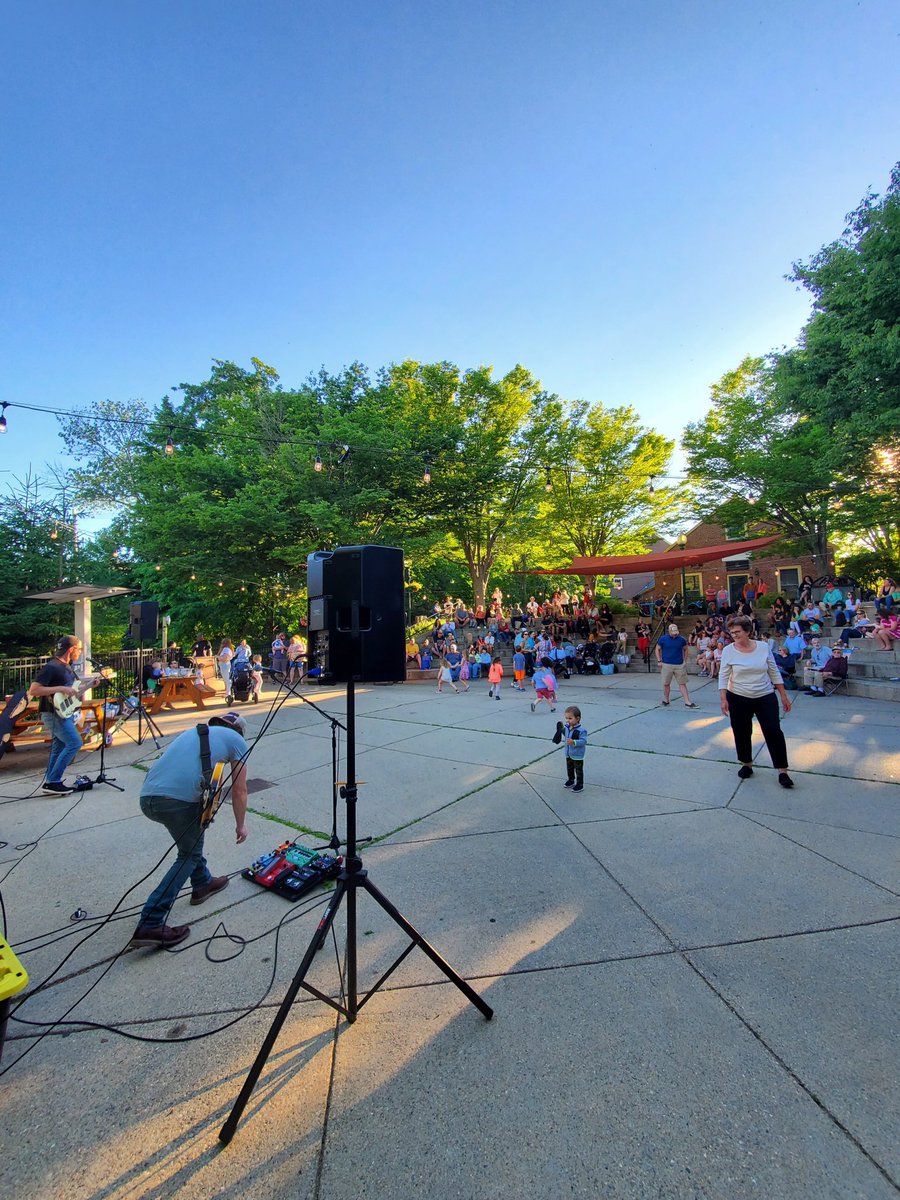 Packed house for tonight’s Thursday night music series with <a href="/amesburychamber/">The Amesbury Chamber</a>! 🎶