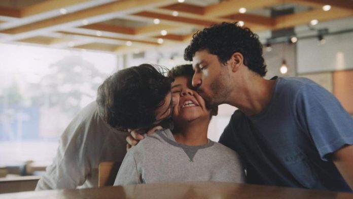 nostrendsbrasil's tweet photo. #BurgerKingLixo - Campanha publicitária sobre a diversidade irrita "conservadores". https://t.co/5ggu4zJzIr