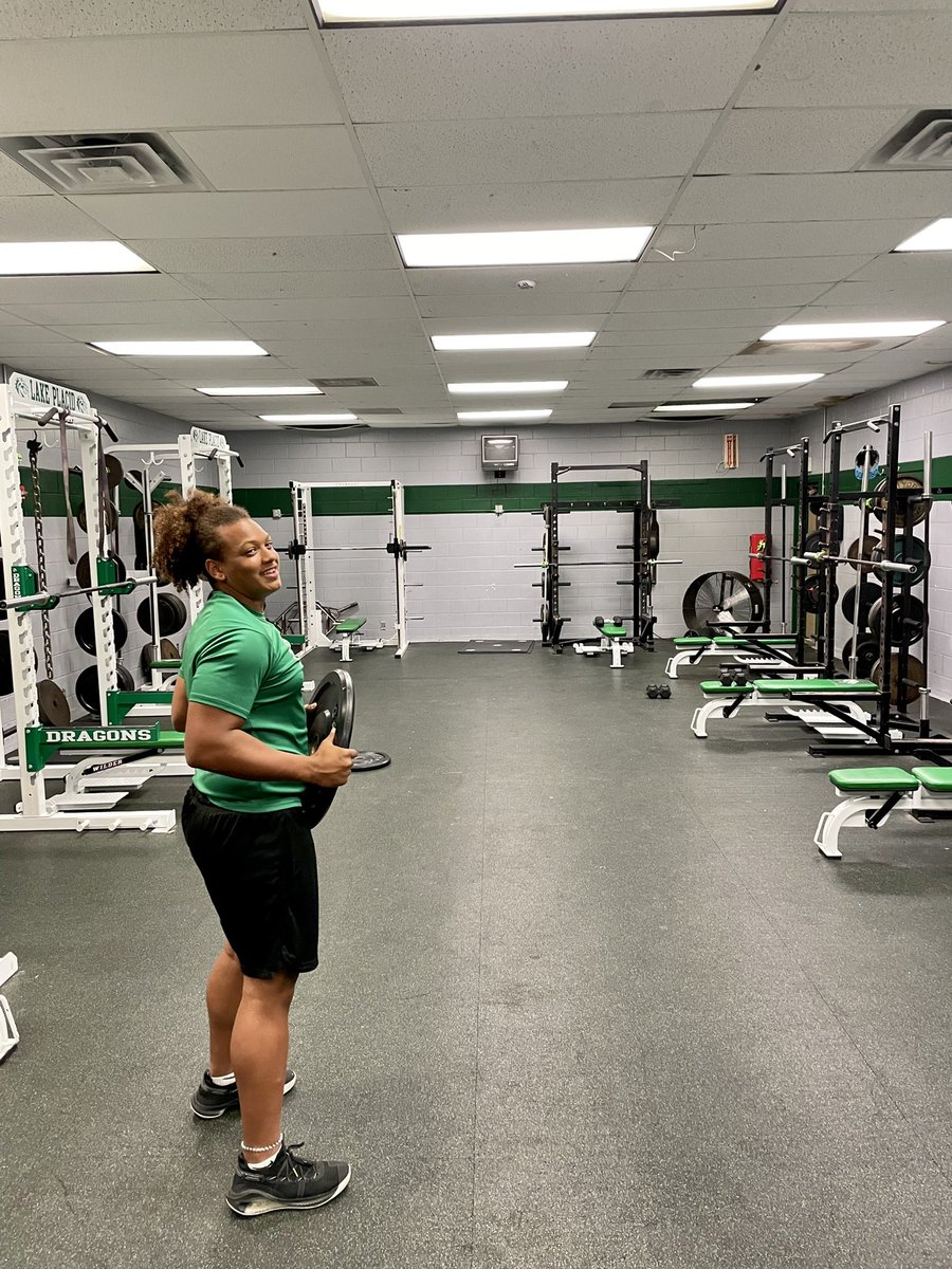 LakePlacidHoops's tweet photo. First one in the weight room today. This kid is a dog!!! @elijah_mcgahee #WorkBeforeGlory 🐉 https://t.co/DvjypLZCez