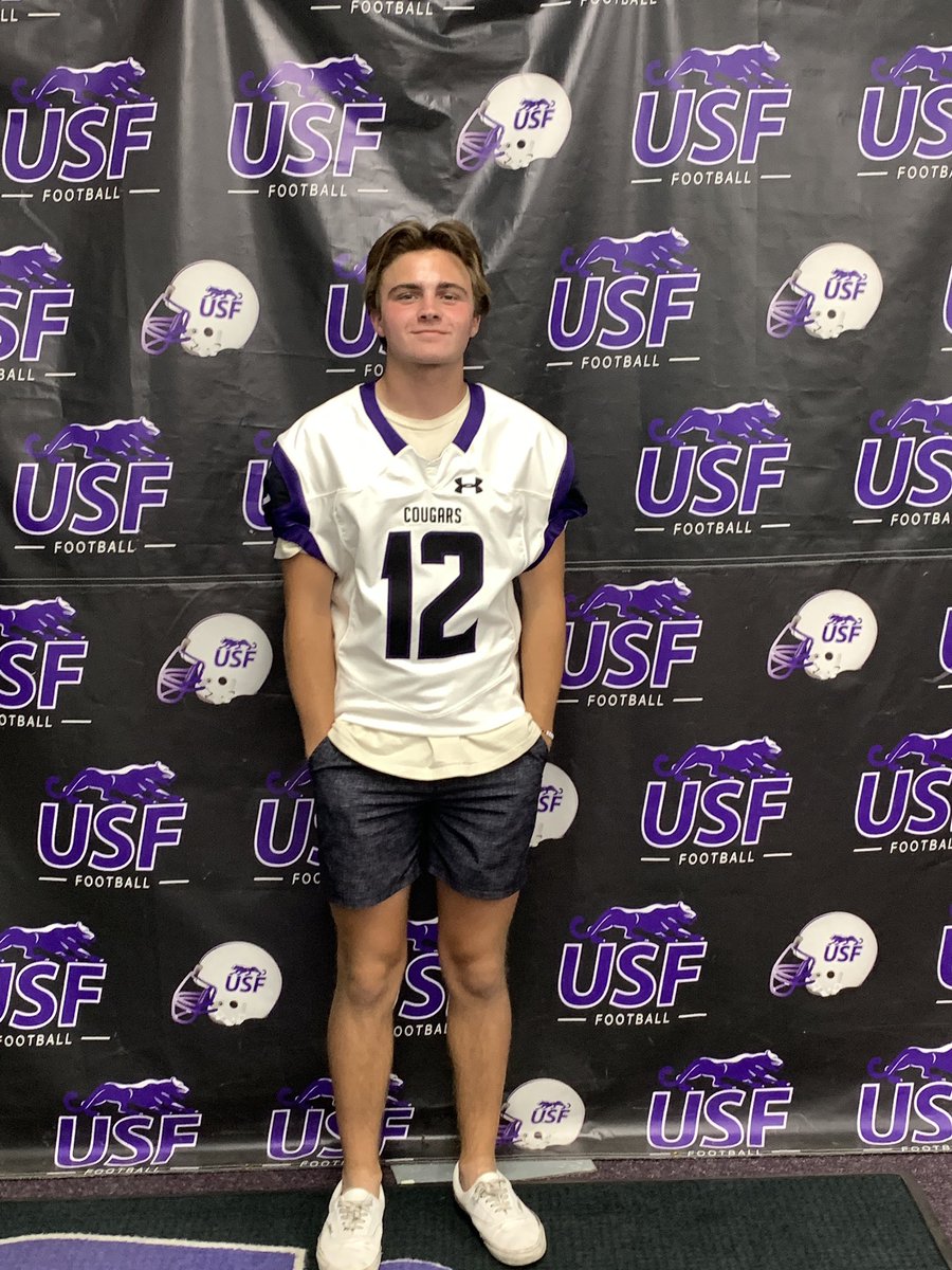 gage17dayley's tweet photo. Had a great time visiting @USFCooFootball with @HunterStewart__. Thanks @CoachChapin for the tour, sitting down with us and telling us what USF is all about.
#CooFalls // #COO22
@CooCoachA
@hawkfbrecruiti1
@farrel_brock
@BeauReilly16
@Elev8QBacademy
@mxrd15 https://t.co/aMyJ5WflyP