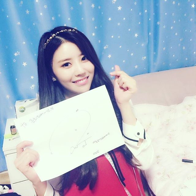 timeto_MIJOO's tweet photo. 160726 Instagram update
#Lovelyz #Mijoo #러블리즈 #이미주 @Official_LVLZ https://t.co/wwdY4Ojtnx