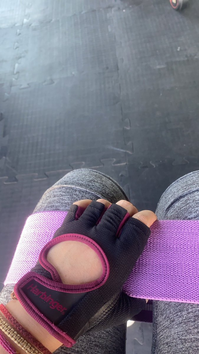 karell9's tweet photo. Me estás matando @madydaily 🥲
Día 2 de glúteo de la #gluteguide https://t.co/7Fzq9KryAI