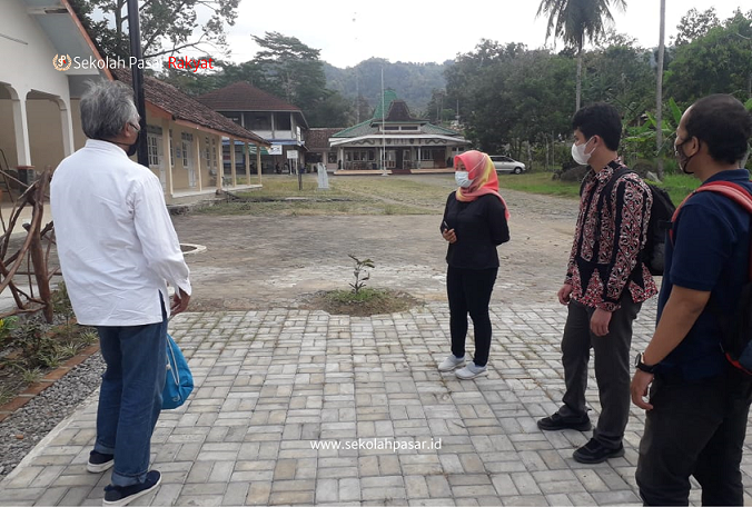 Peran Pasar Desa dalam Perekonomian Lokal “Desa Mawa Cara, Negara Mawa Tata”

selain itu juga menjadi medium perumusan bersama kurikulum pelatihan secara bottom up dan partisipatif.

sekolahpasar.id/peran-pasar-de…

#PasarRakyat #PasarDesa #KulonProgo