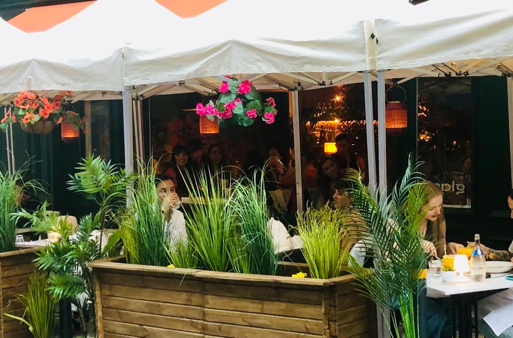 Rain? What rain? A reminder that we open from noon till late on Friday, Saturday and Sunday.
Menus and booking on glasrestaurant.ie 
And for take-home Glas dishes, head to <a href="/glas_deli/">Glas Deli</a> in Ranelagh.
Have a great Glas weekend! 💚