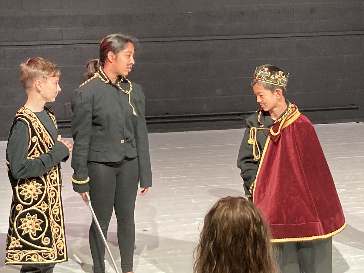 exeterhead's tweet photo. Amazing stage presence from the U2 @ExeterSchoolUK for their production of the Tempest. Utterly fantastic. https://t.co/Nc5jOcBNa1