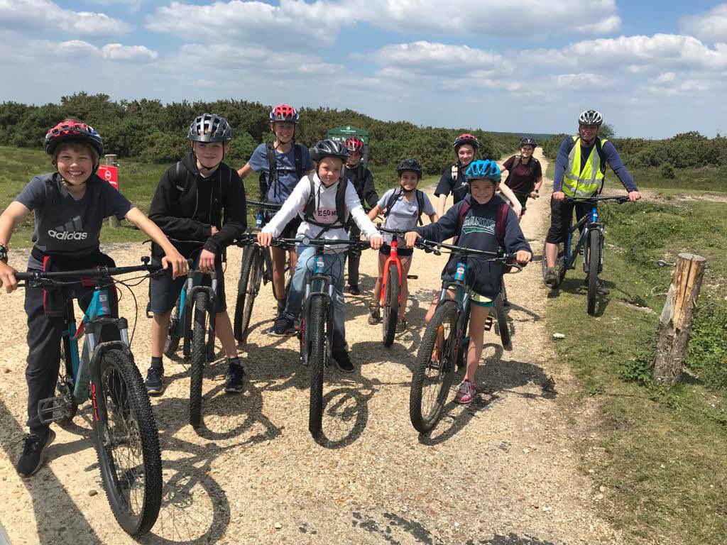 SalisburyCathSchool tweet media