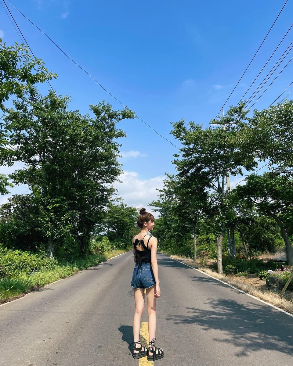 📸 LUDA INSTAGRAM
일년치 광합성 다 했다🌱
-
#우주소녀 #루다 #WJSN #LUDA