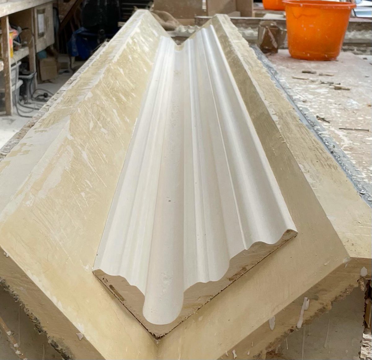 KLLangton's tweet photo. ‘Run-cast’ match-existing section. The old ways are still best.. if you have a project in mind contact us or pop-in to our workshop #heritage #plasterwork #plastermouldings #conservation #restoration #renovation #interiordesign #architects #periodhomes #cornice #coving #lime https://t.co/ZZTqnryNwp