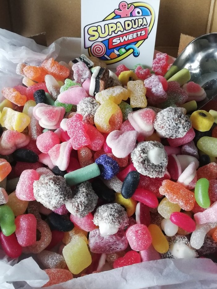 SupaDupaSweets's tweet photo. What better way to celebrate the UEFA 
@UEFA  #Euro2021 Final 0n 11/07/2021 than with a Free 500g #Picknmix from the uk's premier online sweet shop 
@SupaDupaSweets 👇 
https://t.co/f0DPLmCgaO 
close 08/07/2021. shipped 🚀 09/07/2021
#FreebieFriday #WinItWednesday 
#UK #Euro only https://t.co/ELcm89l170