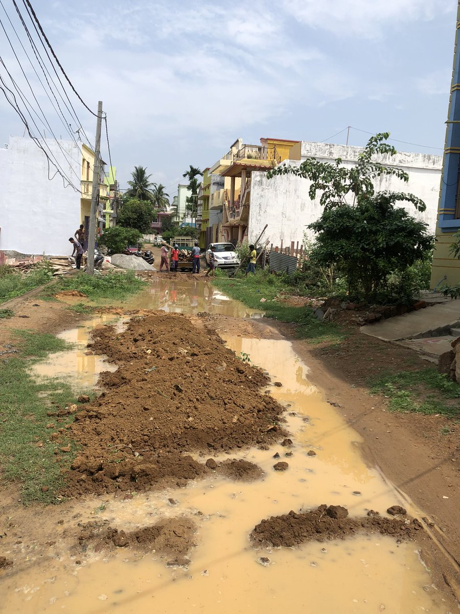 debasishsahu01's tweet photo. Respected Leaders, this beauty is from Laxminarayan Nagar, Stage 2 1st Lane, Ankuli #NoDrain #NoRoad It’s pity that the habitants are from more than 2 decades, still BMC overlooked this devastated situation.Thanks for your support @BrahmapurCorp @Ganjam_Admin @CMO_Odisha @sdmbam https://t.co/NkKd3qkn1x