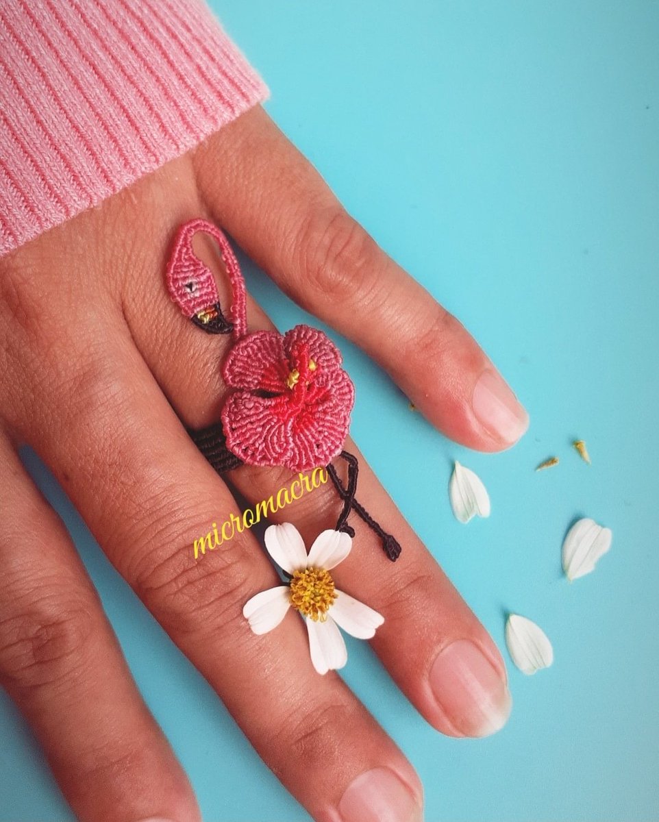 micromacra's tweet photo. 🦩🌺flamengo
#macramering
#micromacrame
#macramelove
#macrameartist
#macramejewelry
#macrame https://t.co/Z3XTMLtqEt