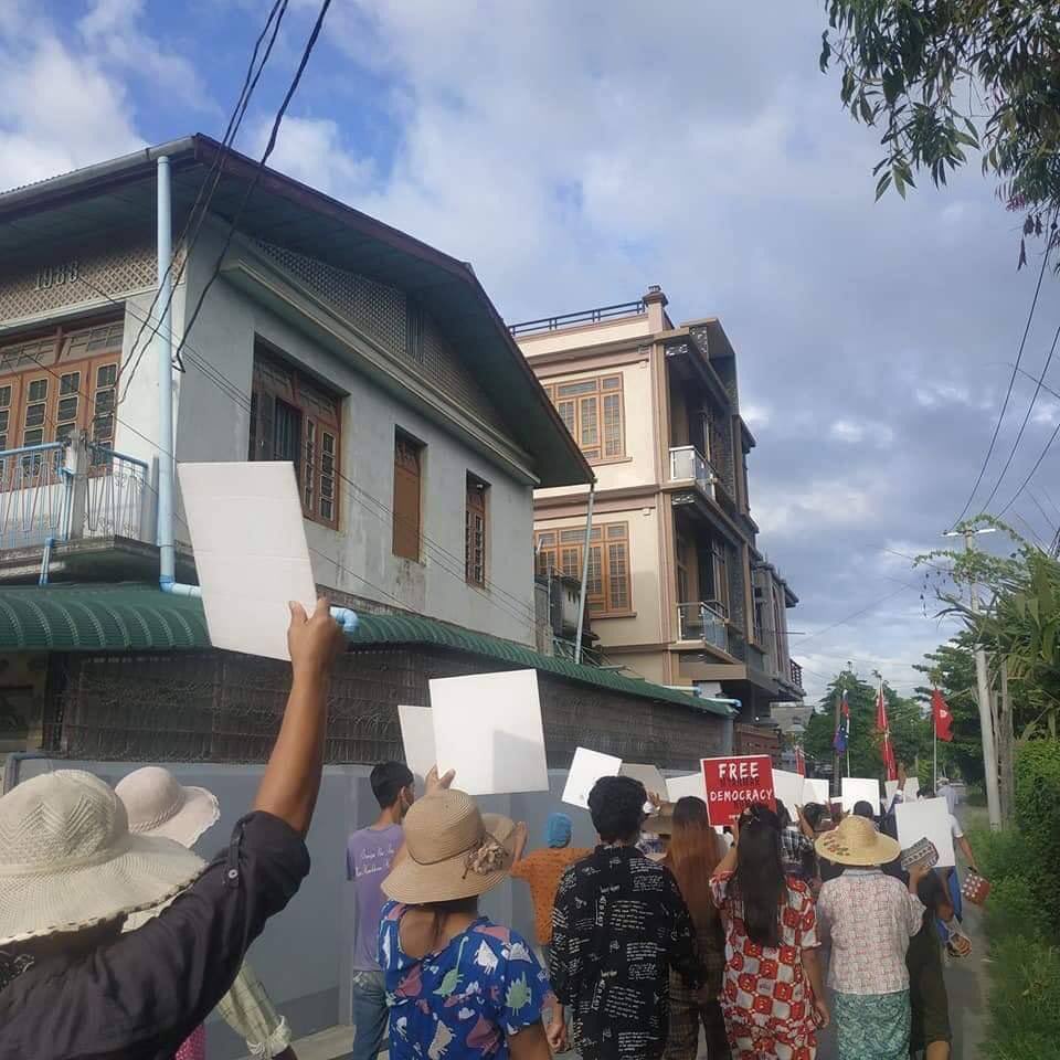 2021Revtweets's tweet photo. Anti-coup protest by locals of Kalay, Sagaing Region.
#June25Coup
#WhatsHappeningInMyanmar https://t.co/FlAoJ5EQvl