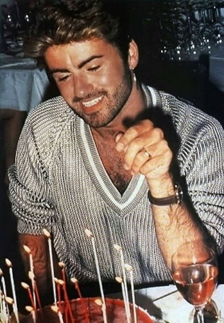 25georgemichael's tweet photo. Wishing the happiest heavenly 58th birthday to Mr George Michael. Today we celebrate YOU. #georgemichael #58 @GeorgeMOfficial @GeorgeMichael https://t.co/ZkUIIpMeYJ