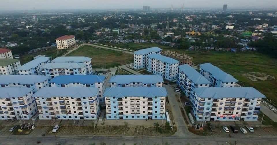 At least 5 civilians were forcibly ABDUCTED by Junta Terrorists in #HlaingTharYar after midnight raids on June24—at least 3 youths from ShweLinPan-23 Ward and 2 from BoGyoke-5 Ward. 
#WhatsHappeningInMyanmar 
#June25Coup