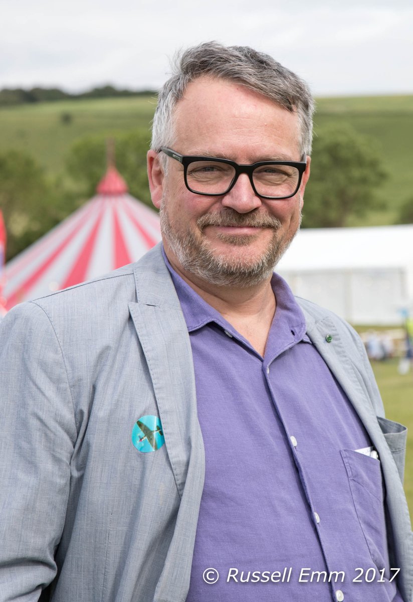 ChalkeFestival's tweet image. We're putting actor, comedian, author, tv producer, Charlie Higson in the spotlight this evening to ask him 10 questions at Speaker's Corner. 
What would YOU like to ask him? We'll record the answer and share it here!

#speakerscorner #xquestions #amazinghistory #cvhf