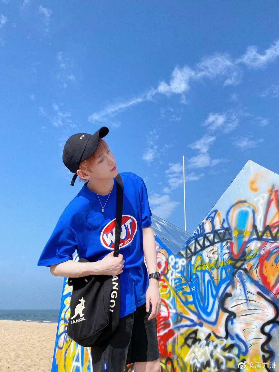 tangyizhou_'s tweet photo. Dude i kinda want to marry you... https://t.co/MTWe25fRTL