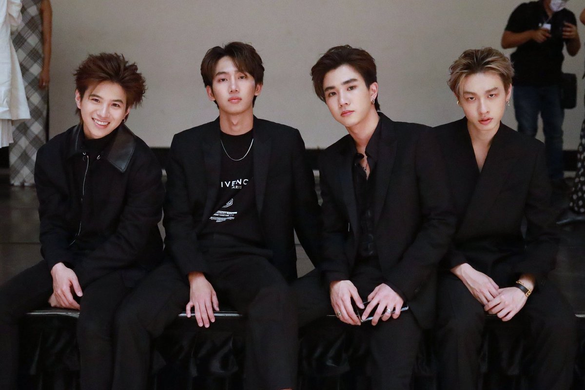 NYLONTHAILAND's tweet photo. TEMPT - 4 หนุ่มเจ้าเสน่ห์ @weTEMPTyou ที่เคยฝากงานซีรีส์ชื่อดังอย่าง ‘บังเอิญรัก’ กับผลงานเพลงที่คว้าใจสาวๆ อย่างเพลง ‘ใช่…ใช่ไหม (Tell me is this love)’ ที่ทำเอาห้างแตกมาแล้ว รวมถึงเพลงล่าสุด ‘Be With Me Tonight’ ที่ฟังกี่รอบก็ไม่เบื่อ! 
#TEMPT #BeWithMeTonight
#weTEMPTyou https://t.co/k5MOc84WZH