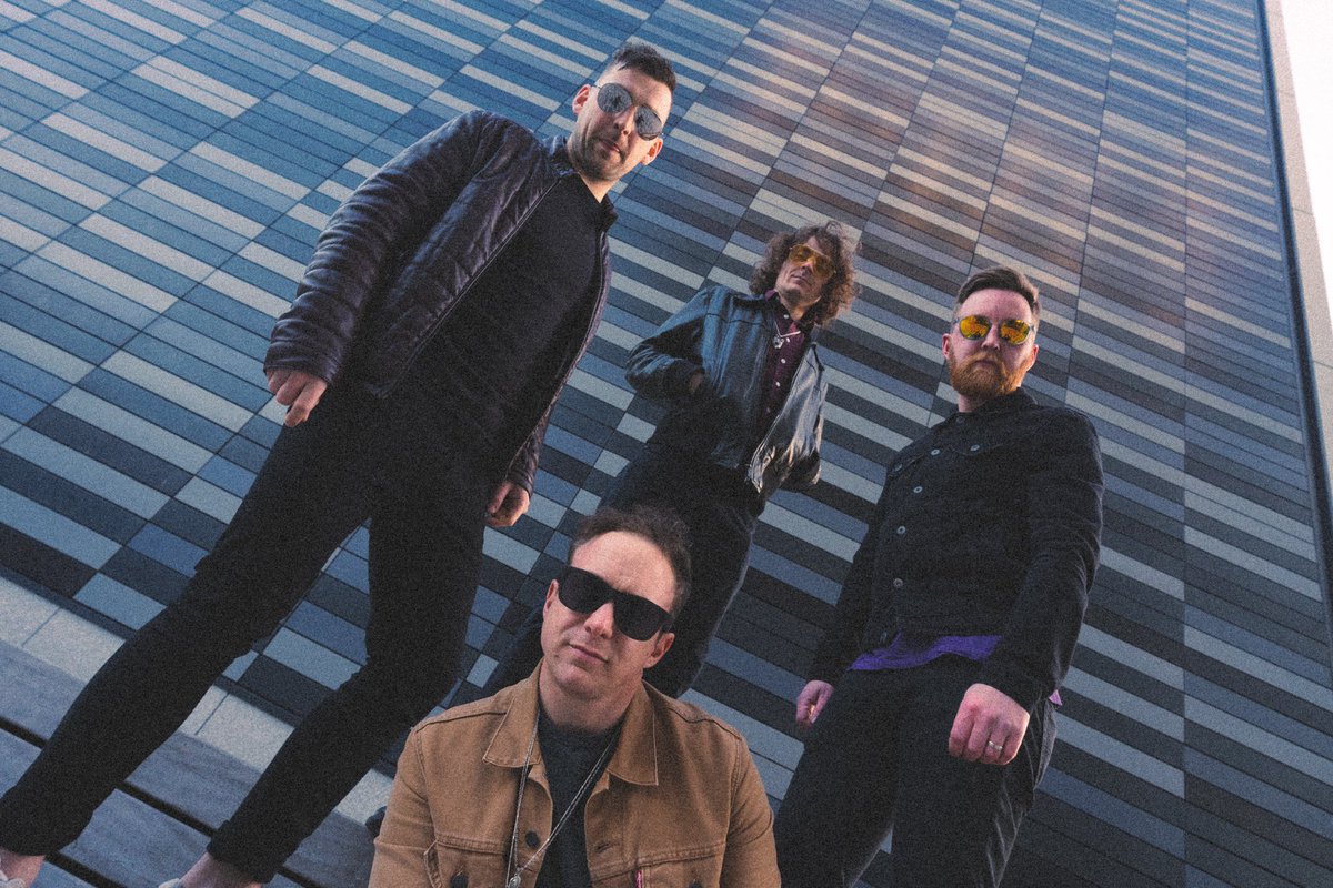 Our new Single is 1 week old! Thanks to all who’ve taken the time to check it out and thanks to all who’ve taken the time to tell us how much they like it! 

#PositiveEnergy #Aberdeen #fridaymorning #NewMusicFriday #NewMusic